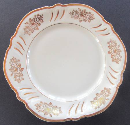 R629 Salad Plate