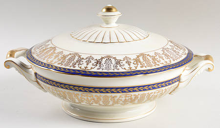 Corinthian Blue Round Covered Vegetable