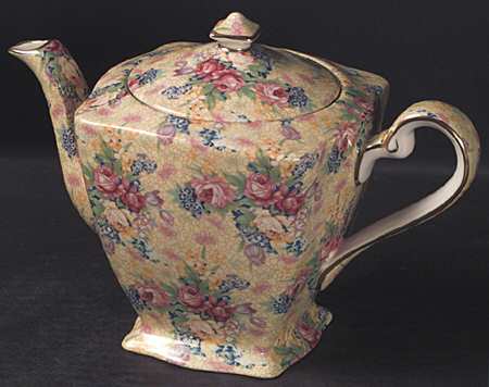 Welbeck (Earthenware, Intro 1995) Ascot Teapot & Lid