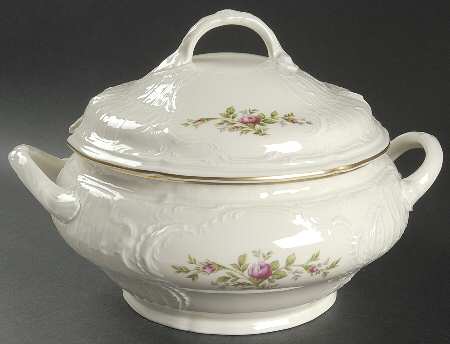R638 Tureen &  Lid