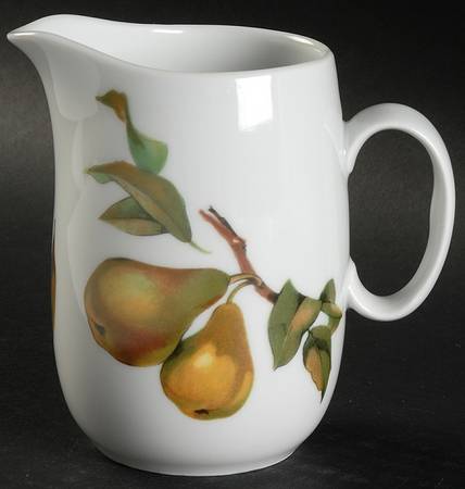 Evesham 'M' Creamer
