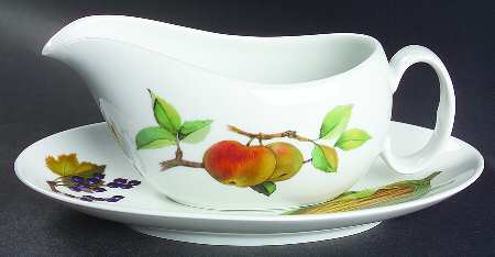 Evesham 'M' Gravy Boat & Underplate by Royal Worcester