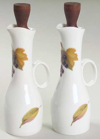 Evesham 'M' Set of 2 Oil/Vinegar Cruets & Wood Stoppers