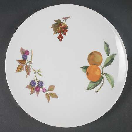 Evesham 'M' Cake Plate