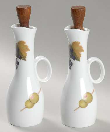 Evesham 'M' Set of 2 Oil/Vinegar Cruets & Wood Stoppers by Royal Worcester
