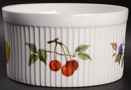 Evesham 'M' 6" Souffle by Royal Worcester