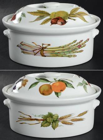Evesham 'M' 1.75 Quart Oval Covered Casserole by Royal Worcester