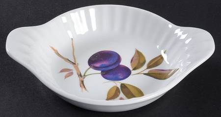 Evesham 'M' 7" Eared Round Egg Dish