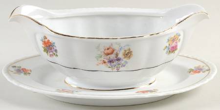 ROB177 Gravy Boat with Attached Underplate