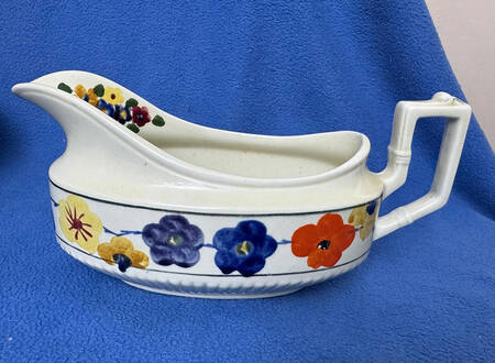 RID17 Gravy Boat