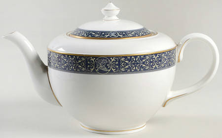 Renaissance Teapot & Lid