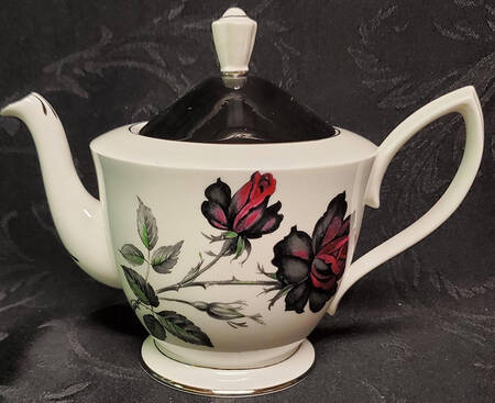 Masquerade Small Teapot & Lid