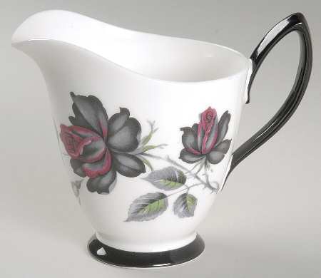 Masquerade Creamer