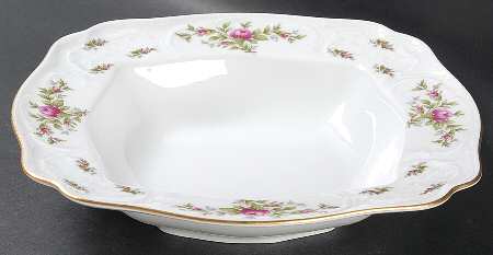 R642 9" Square Vegetable Bowl