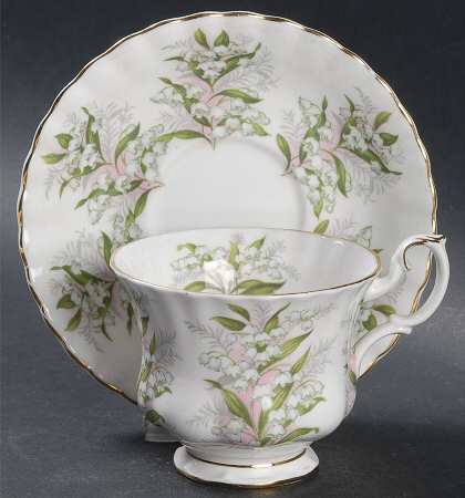 Springtime Series Footed Cup & Saucer Set