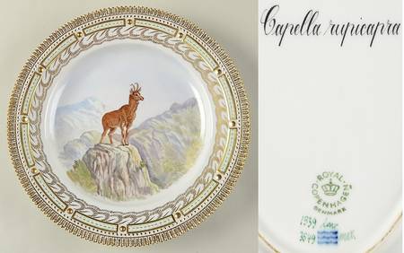 Flora Danica Game Series (Animals) Feathered Dinner Plate-Capella rupicapra/Chamois
