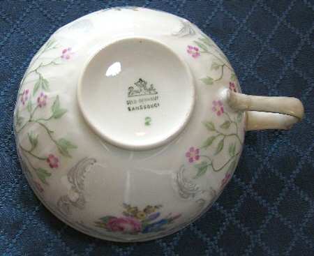 3319 (Green Trim) Flat Cup