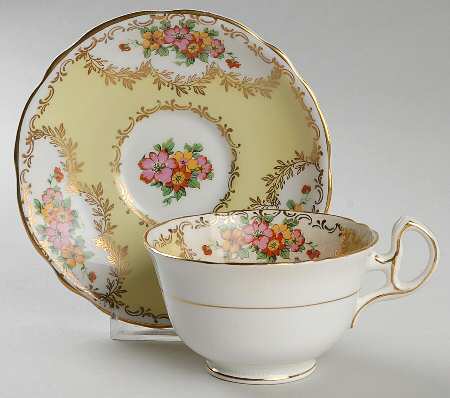 6176 Footed Cup & Saucer Set
