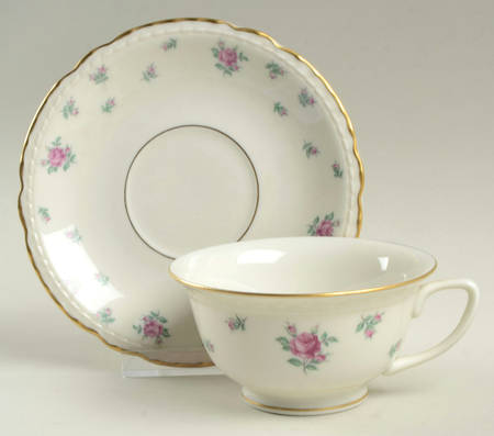ROJ133 Footed Cup & Saucer Set