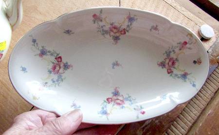 ROT152 12" Oval Serving Platter