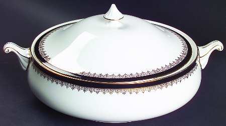 Viscount Black Round Covered Vegetable