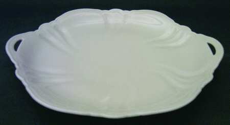 Viktoria Cream Handled Cake Plate