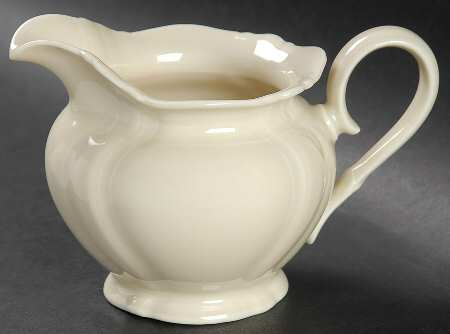Viktoria Cream Creamer
