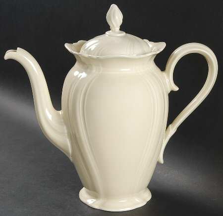 Viktoria Cream Coffee Pot & Lid