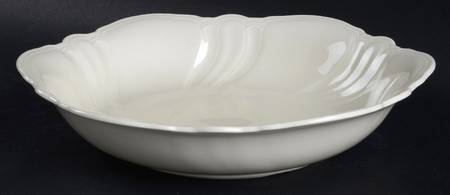 Viktoria Cream 10" Round Vegetable Bowl