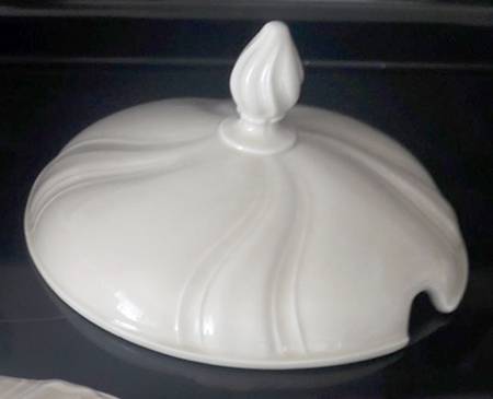 Viktoria Cream Lid for Tureen