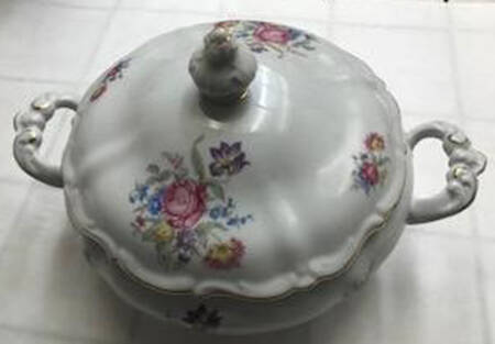 Garden Flower 9" Round Vegetable Bowl