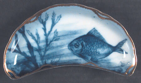 1307-1168 Crescent Salad Plate