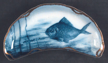 1307-1168 Crescent Salad Plate
