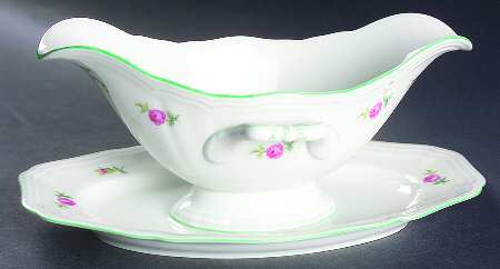 2820 (Chippendale, Green Trim) Gravy Boat with Attached Underplate