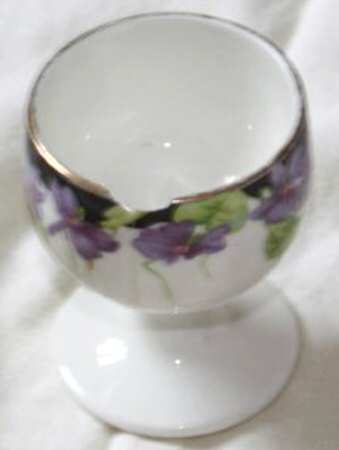H3747 Single Egg Cup