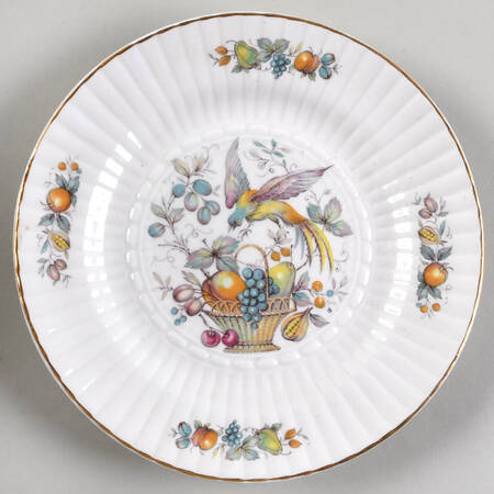 Bird and Fruit Salad Plate