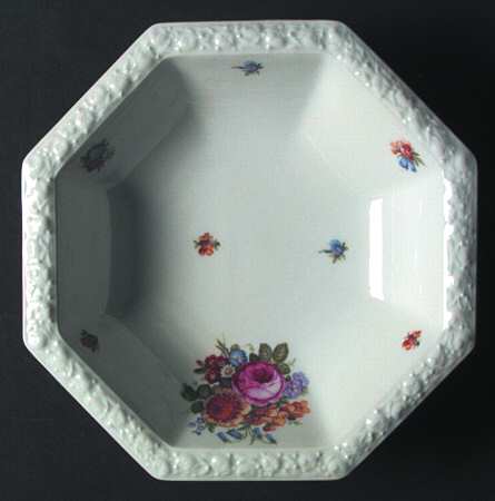 R674 8" Round Vegetable Bowl