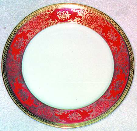R676 Dinner Plate