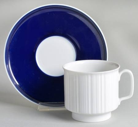 Secunda Cobalt Footed Cup & Saucer Set