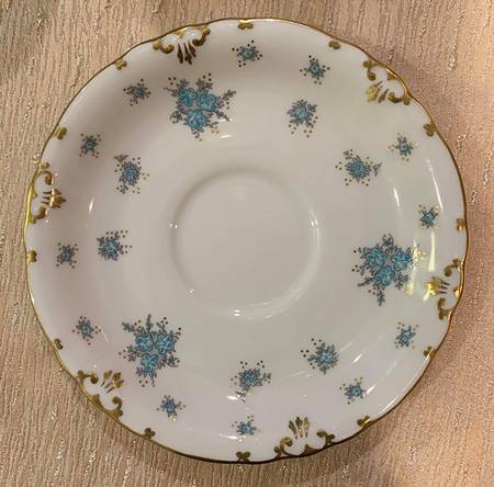 A1216 by Royal Crown Derby
