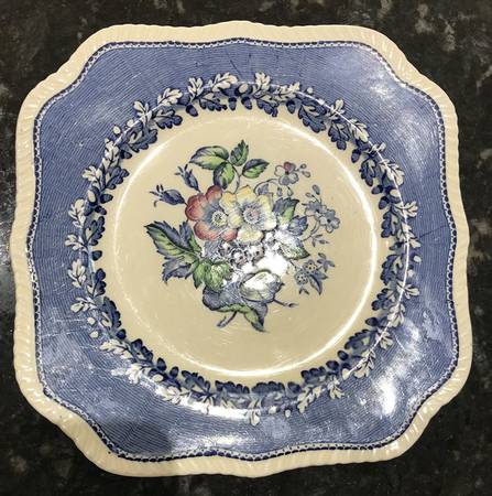 876 Square Salad Plate