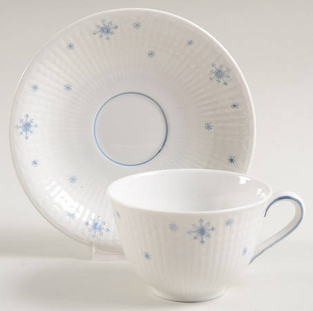 ROR8 Flat Cup & Saucer Set
