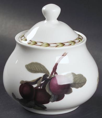 Hooker's Fruit (Bone, Not Made in England) Sugar Bowl & Lid