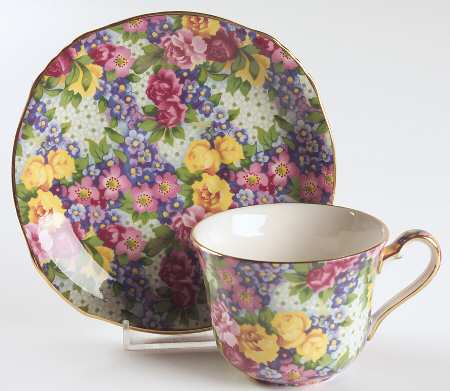 Julia (Earthenware, Circa 1995) Flat Cup & Saucer Set