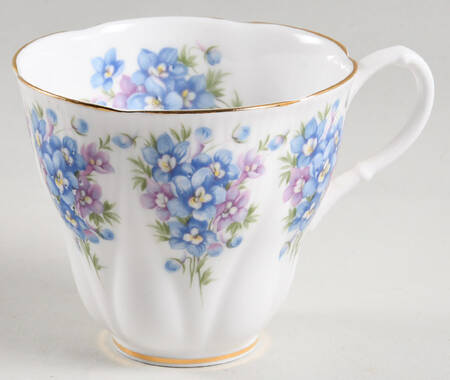 Dainty Dina Series Flat Cup