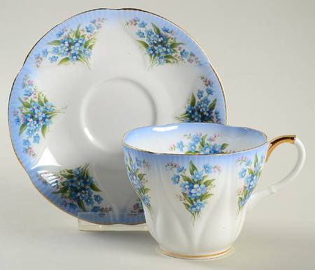 Dainty Dina Series Flat Cup & Saucer Set