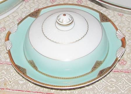 Greenacre Round Covered Butter