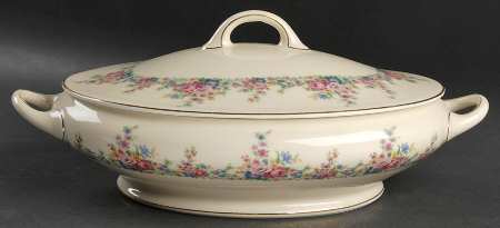 Roi66 Oval Covered Vegetable