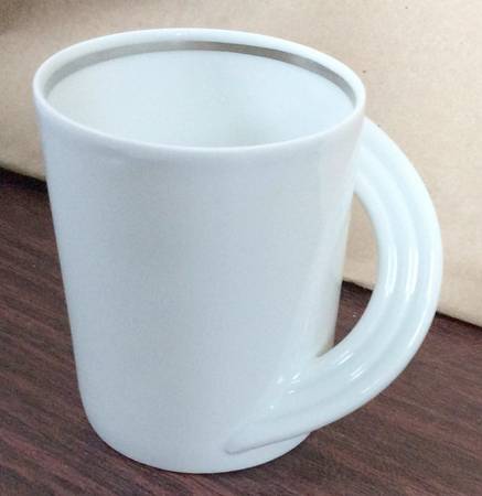 R664 Mug