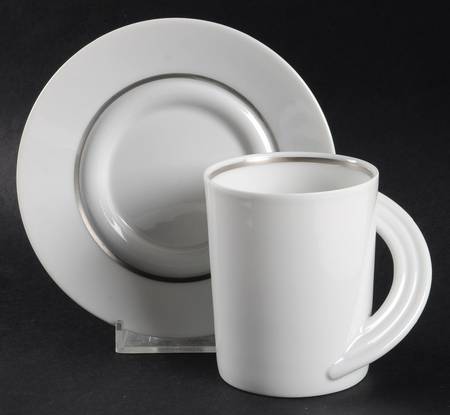 R664 Flat Cup & Saucer Set